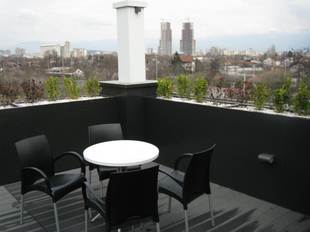 Domus Aparthotel Skopje Rom bilde